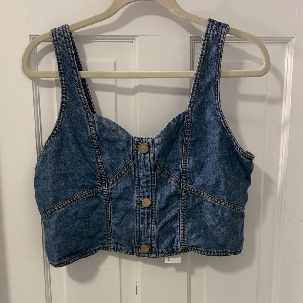 Habitual Denim Button-Front Crop Tank Top in Blue